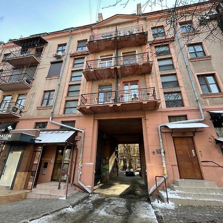 Cozy Apartment On Greek Street 15 Odesa Exterior photo